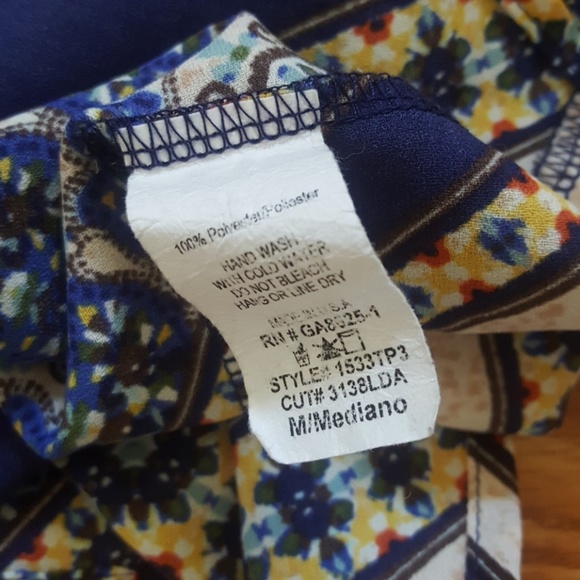 Cute boutique top - Picture 5 of 5